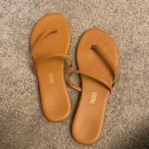TKees Sarit Sandal